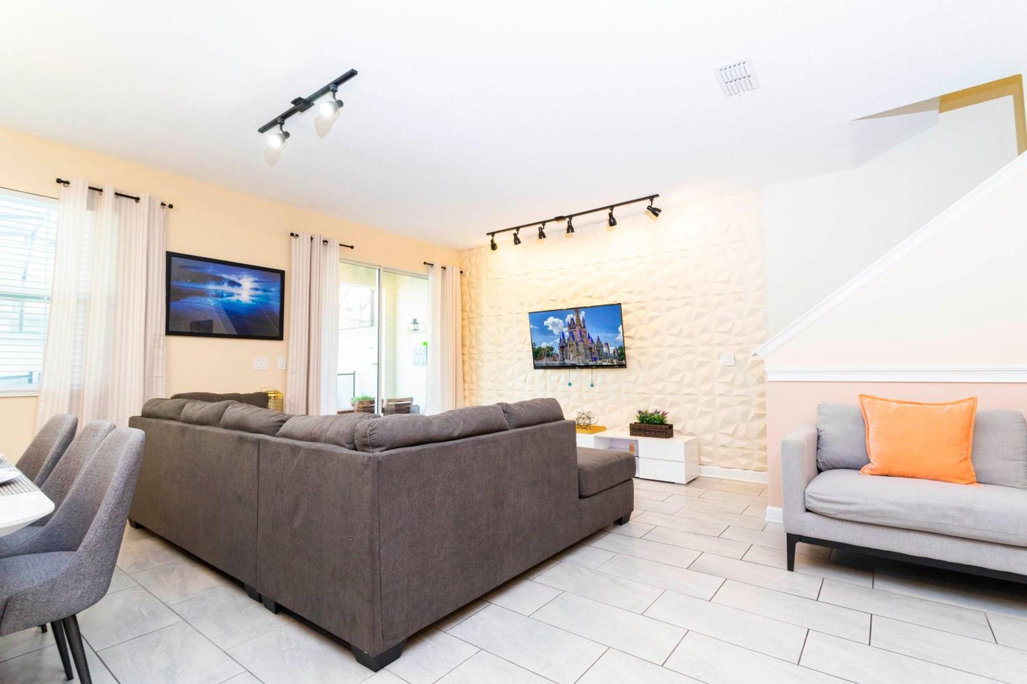 Magnificent 5Bd W/ Pool Close To Disney @Storey Lake 4800 Kissimmee Luaran gambar